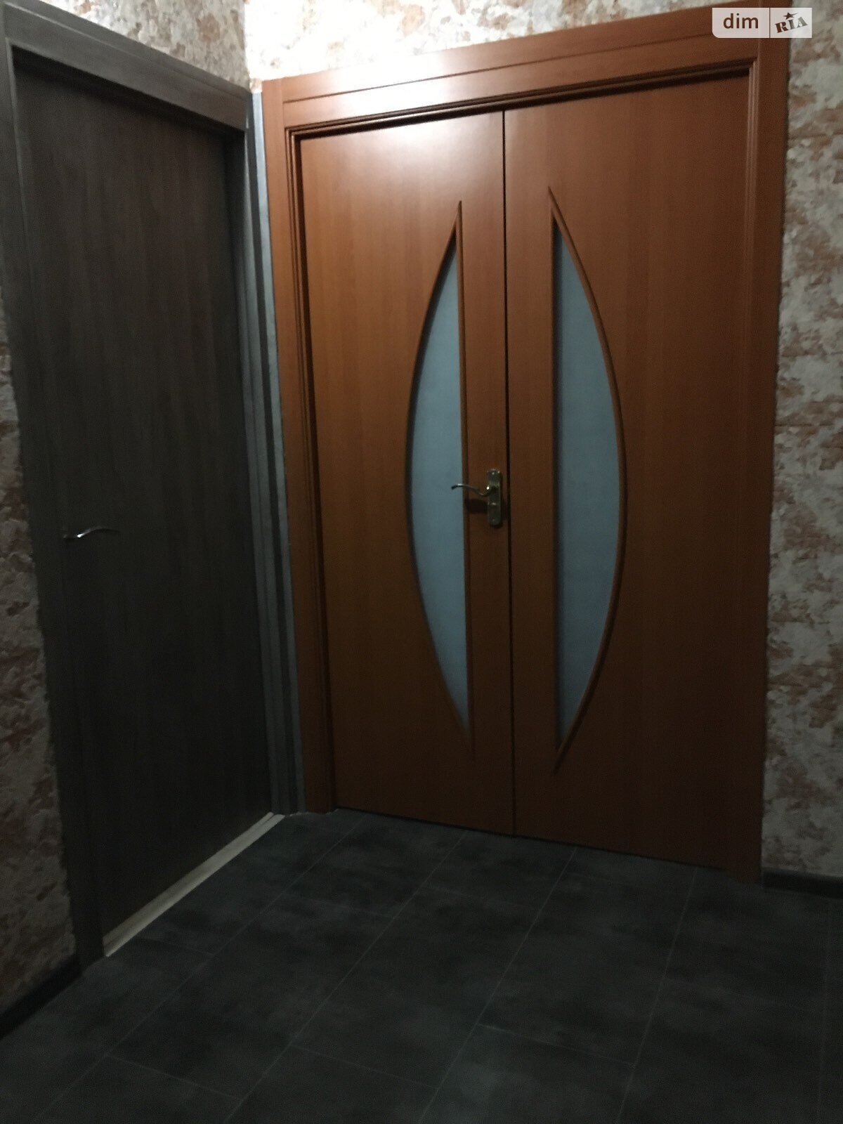 Продаж двокімнатної квартири в Житомирі, на просп. Миру 9, район Кокаричанка фото 1 Продаж двокімнатної квартири в Житомирі, на просп. Миру 9, район Кокаричанка фото 1