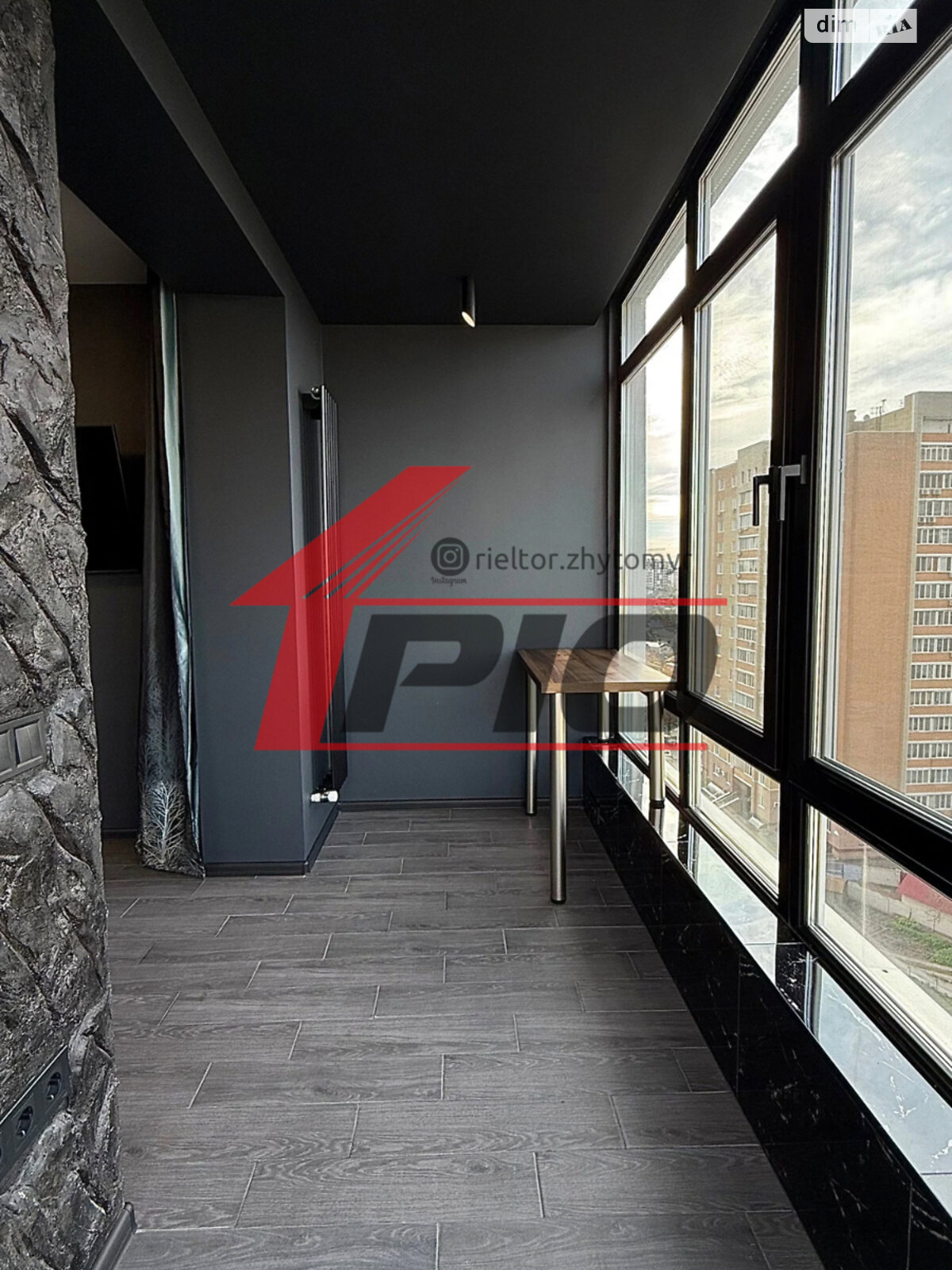 Продажа однокомнатной квартиры в Житомире, на просп. Мира, район Кокаричанка фото 1