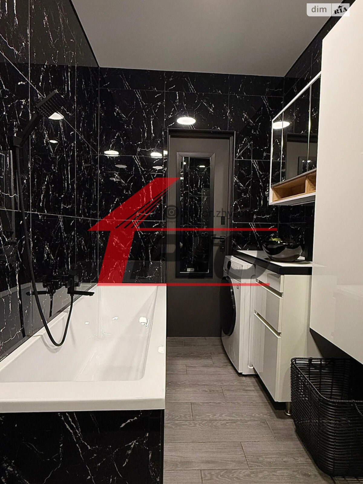 Продажа однокомнатной квартиры в Житомире, на просп. Мира, район Кокаричанка фото 1