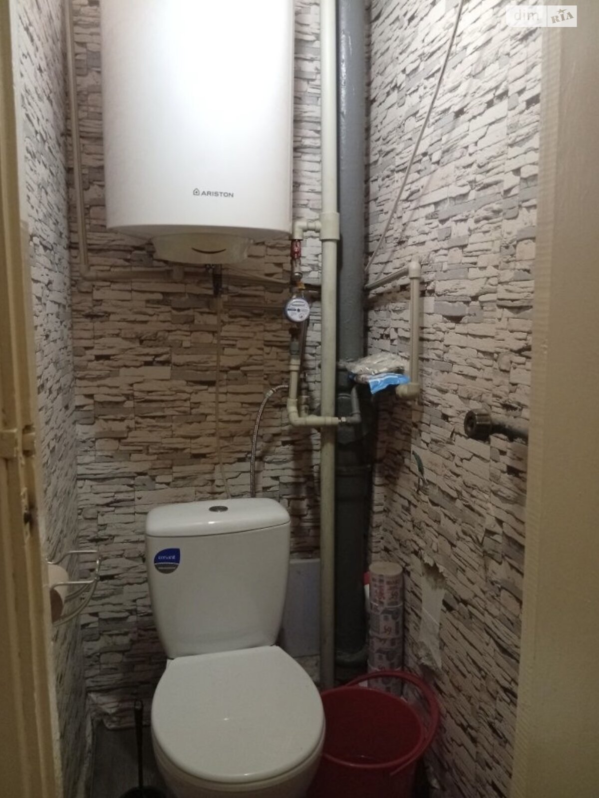 Продажа трехкомнатной квартиры в Житомире, на просп. Мира, район Кокаричанка фото 1