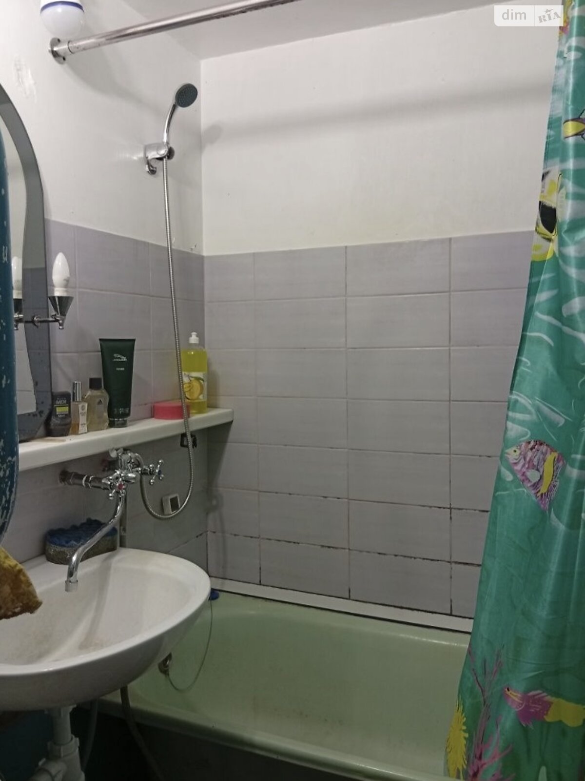 Продажа трехкомнатной квартиры в Житомире, на просп. Мира, район Кокаричанка фото 1