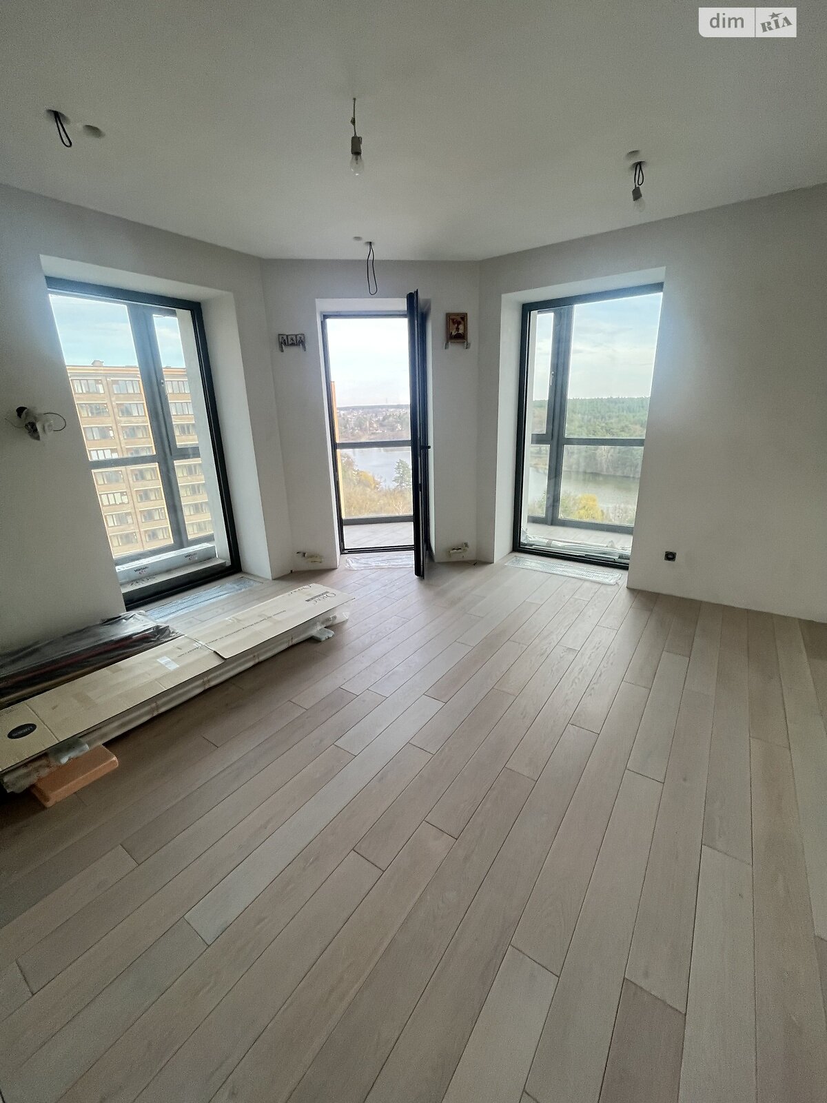 Продажа четырехкомнатной квартиры в Житомире, на пер. Богуна Ивана 5, кв. 78, район Корбутовка фото 1 Продажа четырехкомнатной квартиры в Житомире, на пер. Богуна Ивана 5, кв. 78, район Корбутовка фото 1