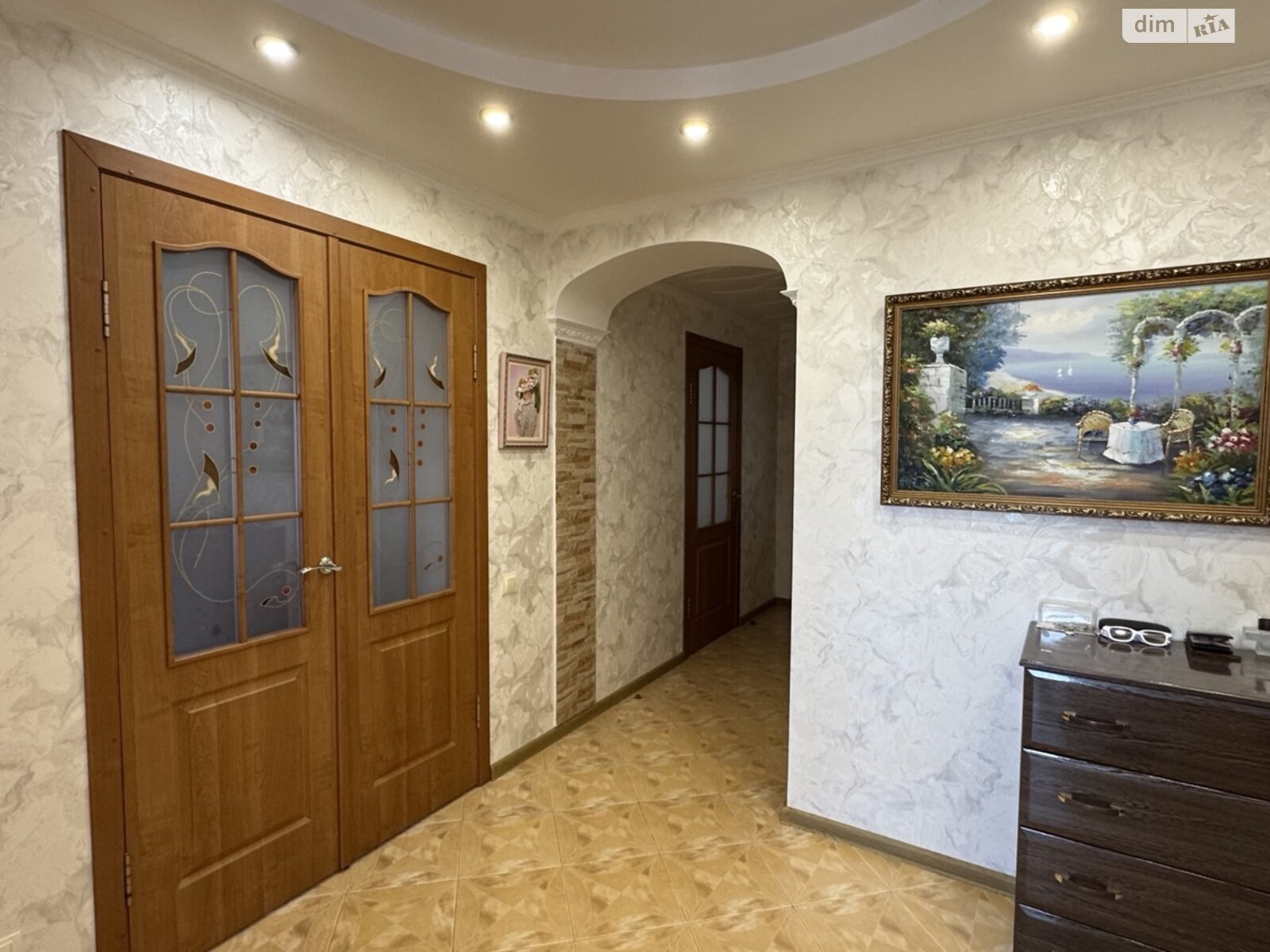 Продажа трехкомнатной квартиры в Житомире, на пр. Богуна Ивана, район Корбутовка фото 1 Продажа трехкомнатной квартиры в Житомире, на пр. Богуна Ивана, район Корбутовка фото 1