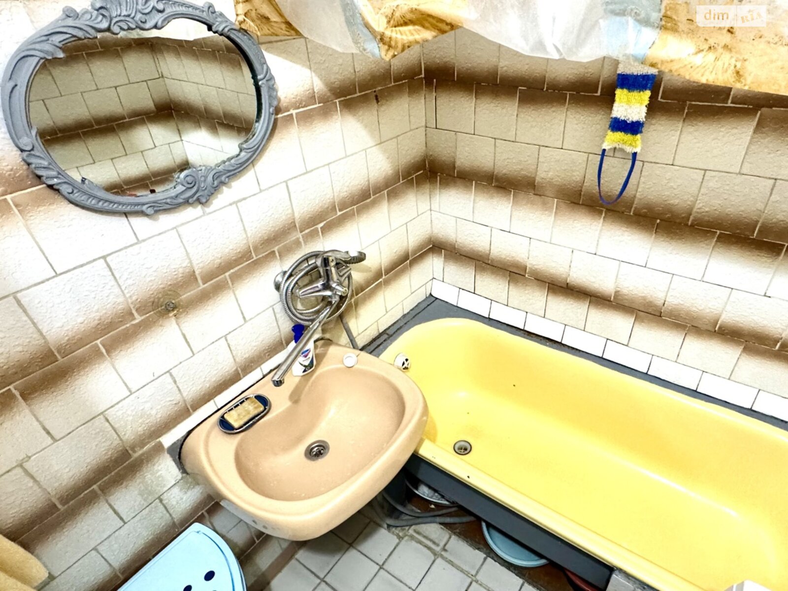 Продажа четырехкомнатной квартиры в Житомире, на ул. Чудновская 106, район Корбутовка фото 1 Продажа четырехкомнатной квартиры в Житомире, на ул. Чудновская 106, район Корбутовка фото 1