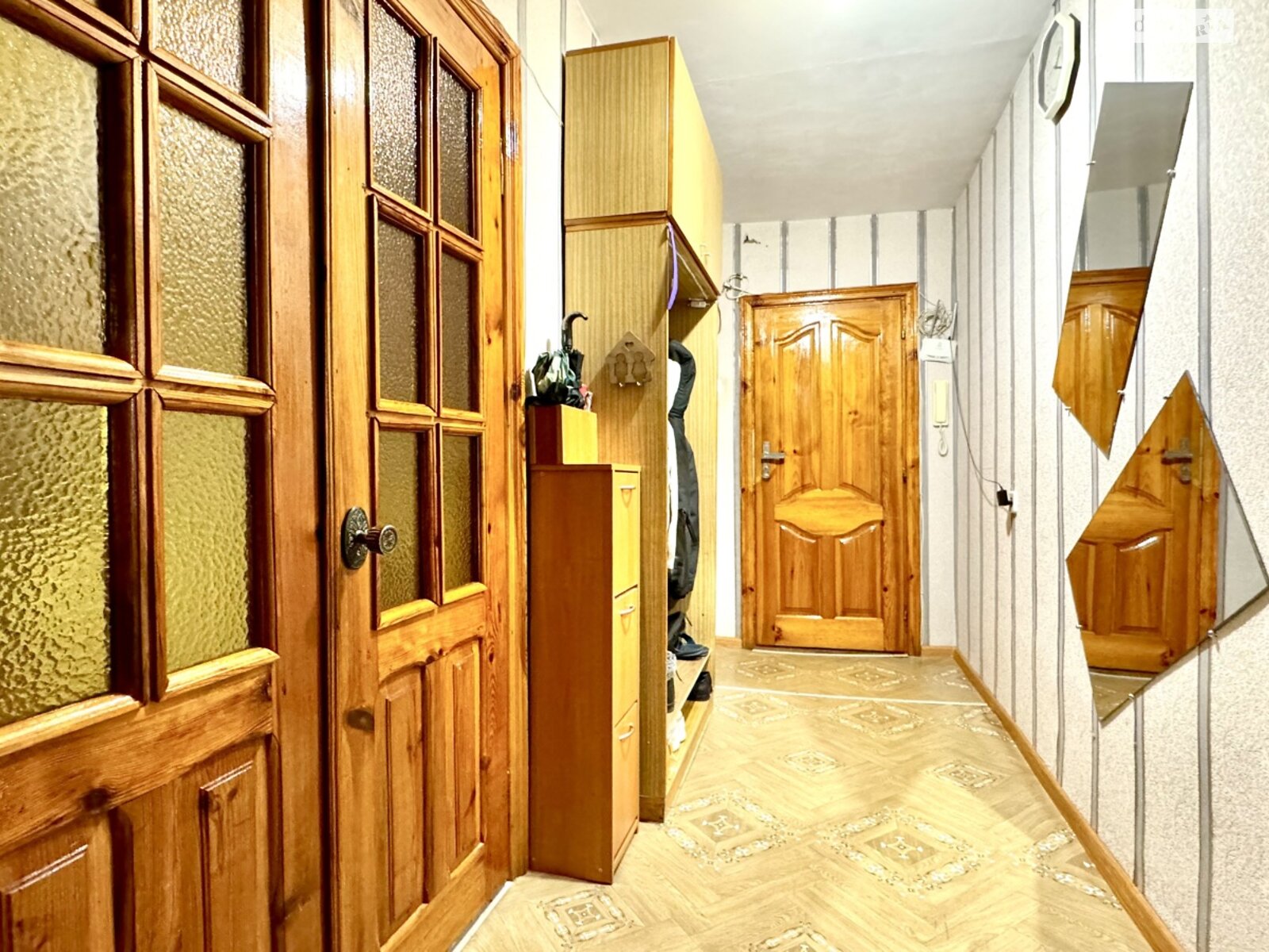 Продажа четырехкомнатной квартиры в Житомире, на ул. Чудновская 106, район Корбутовка фото 1 Продажа четырехкомнатной квартиры в Житомире, на ул. Чудновская 106, район Корбутовка фото 1