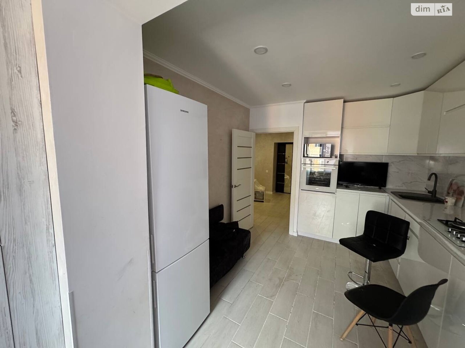 Продажа трехкомнатной квартиры в Житомире, на ул. Тетеревский Бульвар 16, кв. 78, район Корбутовка фото 1 Продажа трехкомнатной квартиры в Житомире, на ул. Тетеревский Бульвар 16, кв. 78, район Корбутовка фото 1