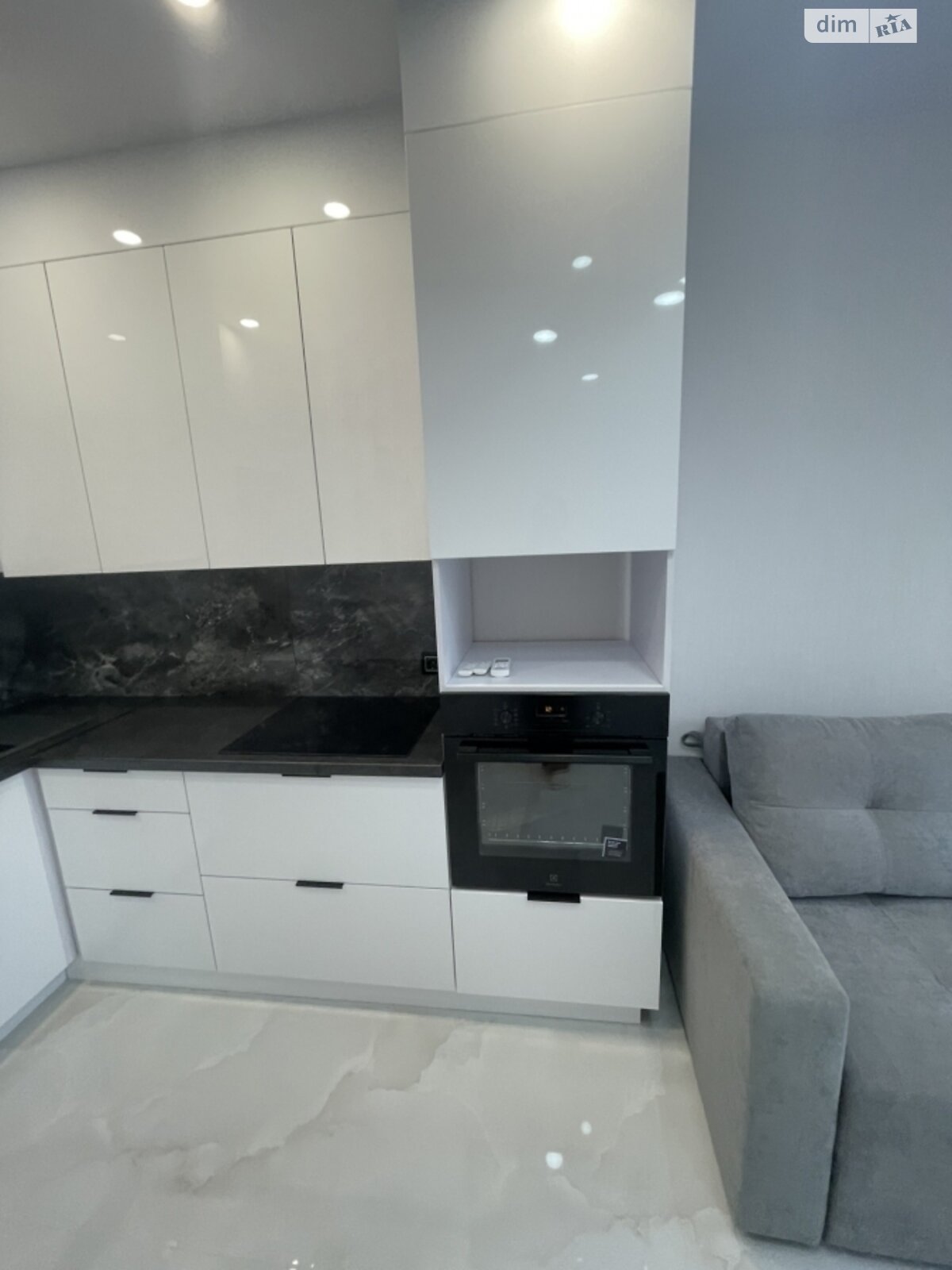 Продажа однокомнатной квартиры в Житомире, на бул. Тетеревский 9, район Корбутовка фото 1 Продажа однокомнатной квартиры в Житомире, на бул. Тетеревский 9, район Корбутовка фото 1