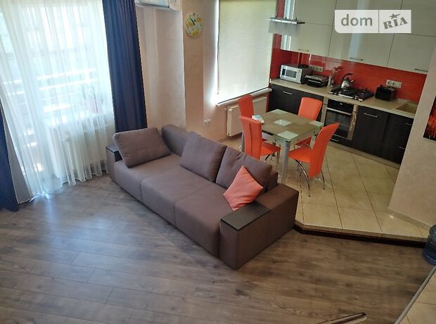 Продажа трехкомнатной квартиры в Житомире, на ул. Бородия 49Д, район Королевский фото 1 Продажа трехкомнатной квартиры в Житомире, на ул. Бородия 49Д, район Королевский фото 1