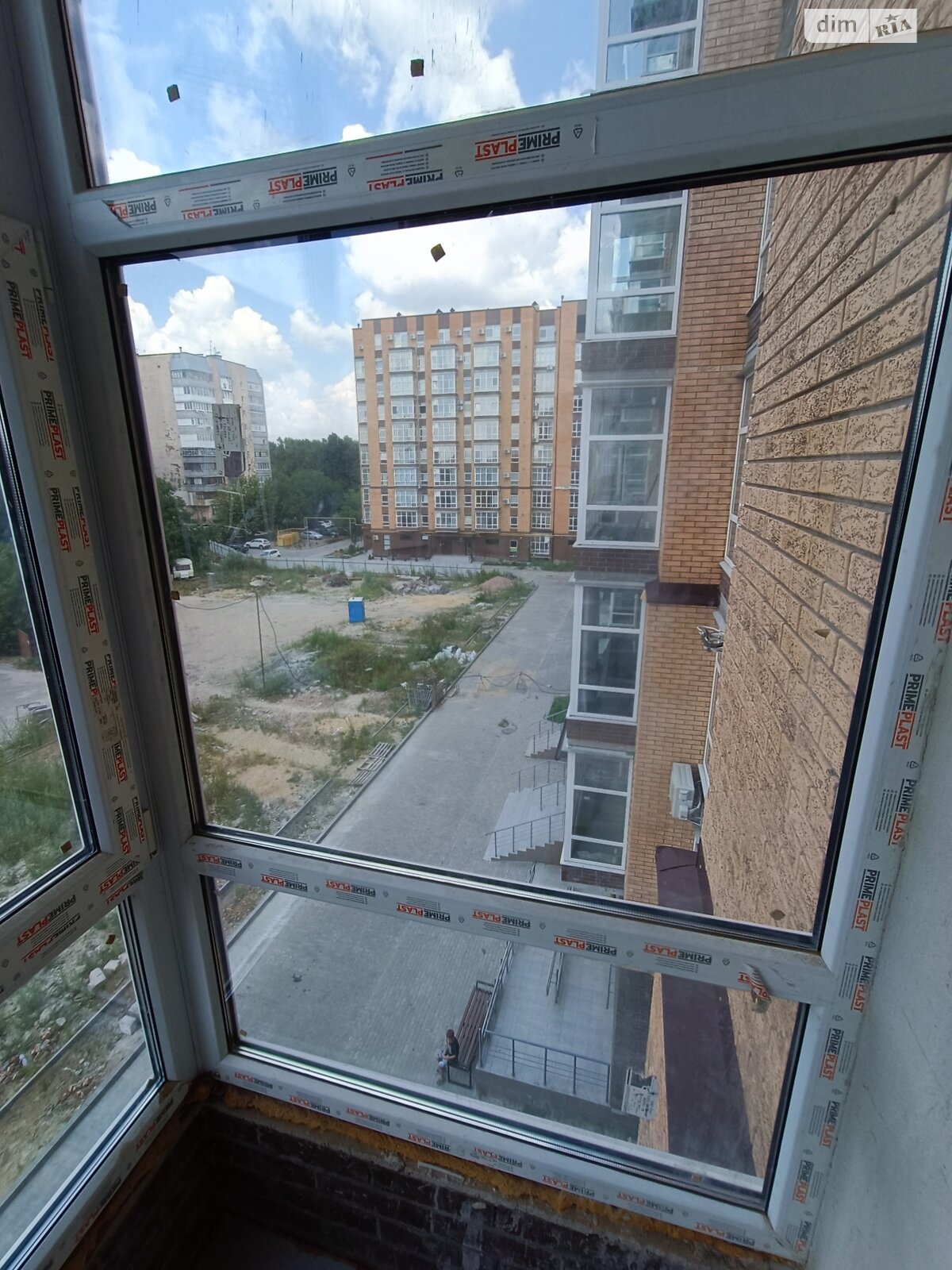 Продажа трехкомнатной квартиры в Житомире, на ул. Героев Чернобыля 6, район Крошня фото 1