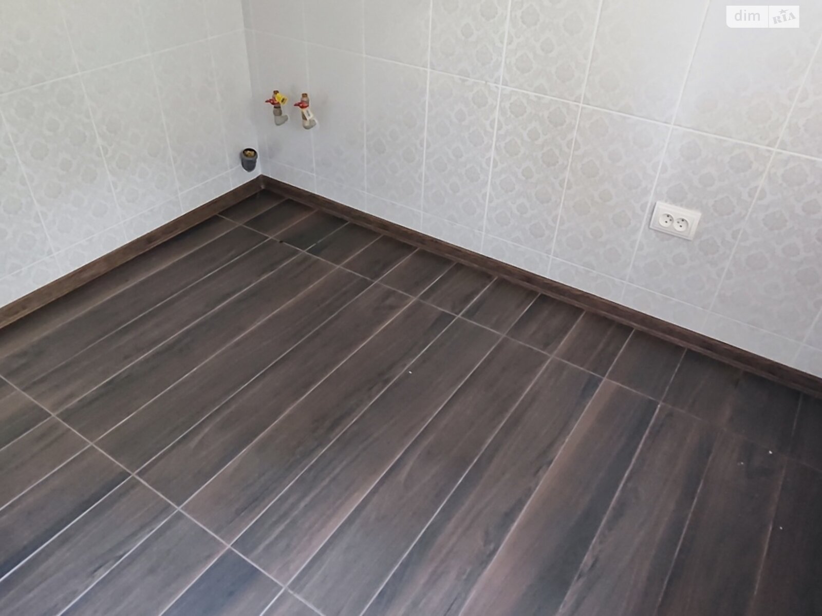 Продажа трехкомнатной квартиры в Житомире, на ул. Королева, район Полевая фото 1 Продажа трехкомнатной квартиры в Житомире, на ул. Королева, район Полевая фото 1