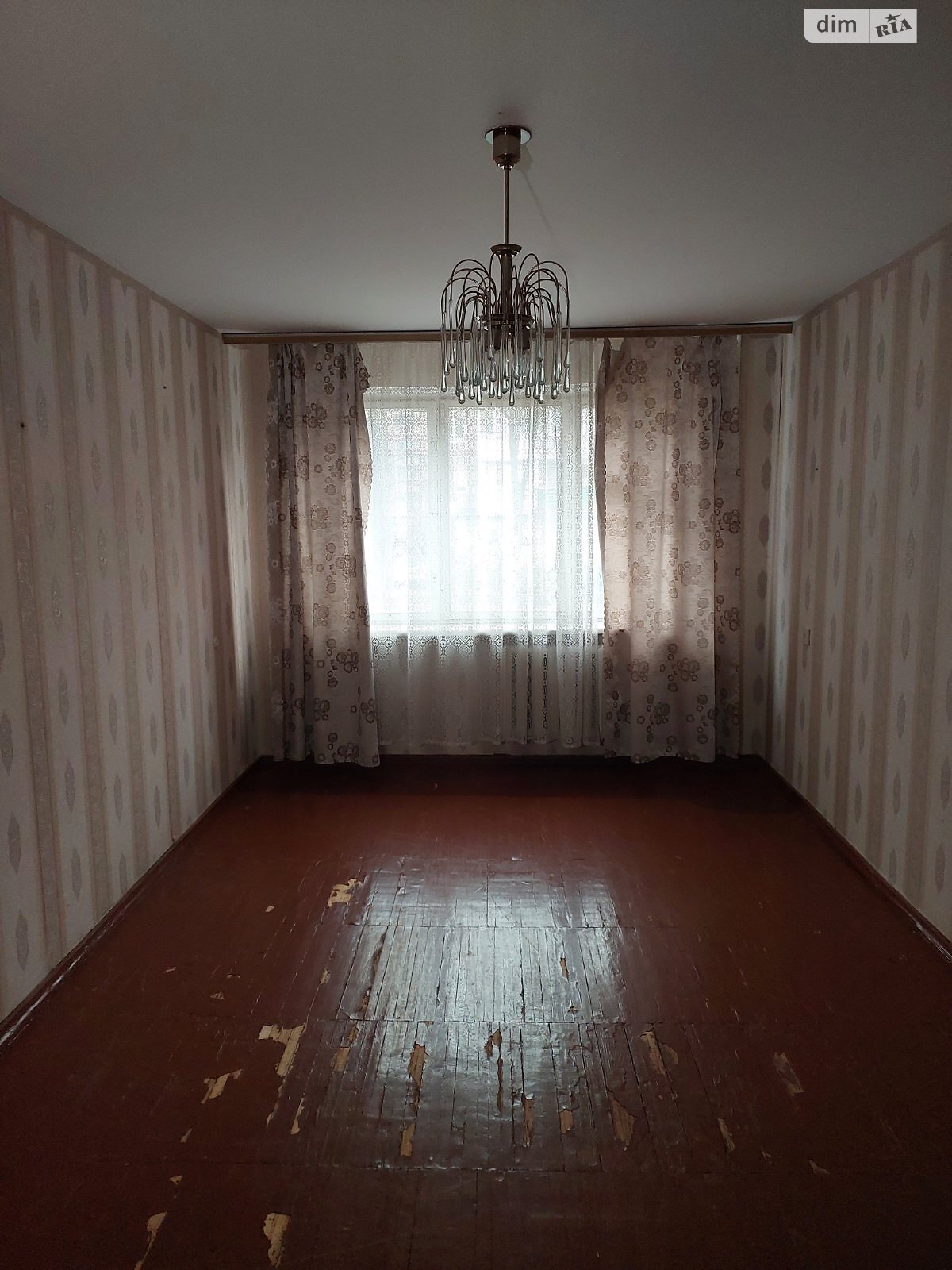 Продажа трехкомнатной квартиры в Житомире, на ул. Космонавтов, район Полевая фото 1 Продажа трехкомнатной квартиры в Житомире, на ул. Космонавтов, район Полевая фото 1