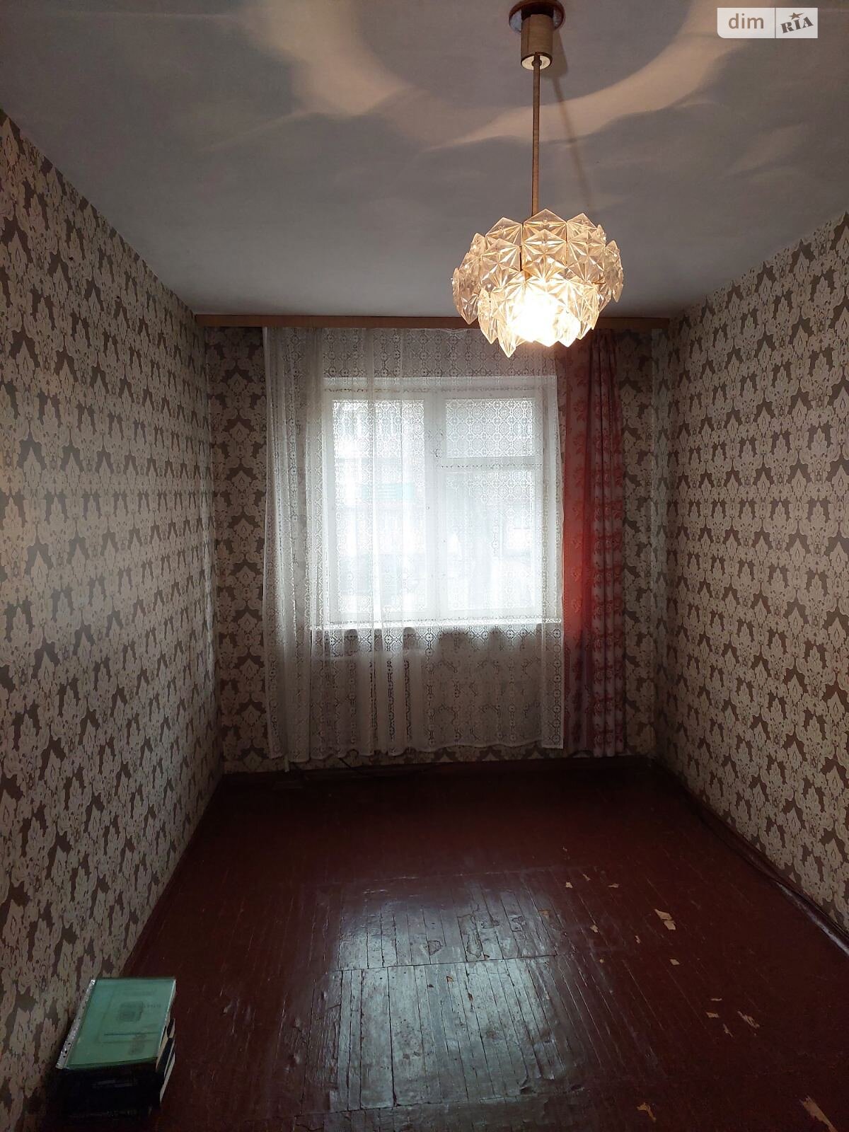 Продажа трехкомнатной квартиры в Житомире, на ул. Космонавтов, район Полевая фото 1 Продажа трехкомнатной квартиры в Житомире, на ул. Космонавтов, район Полевая фото 1
