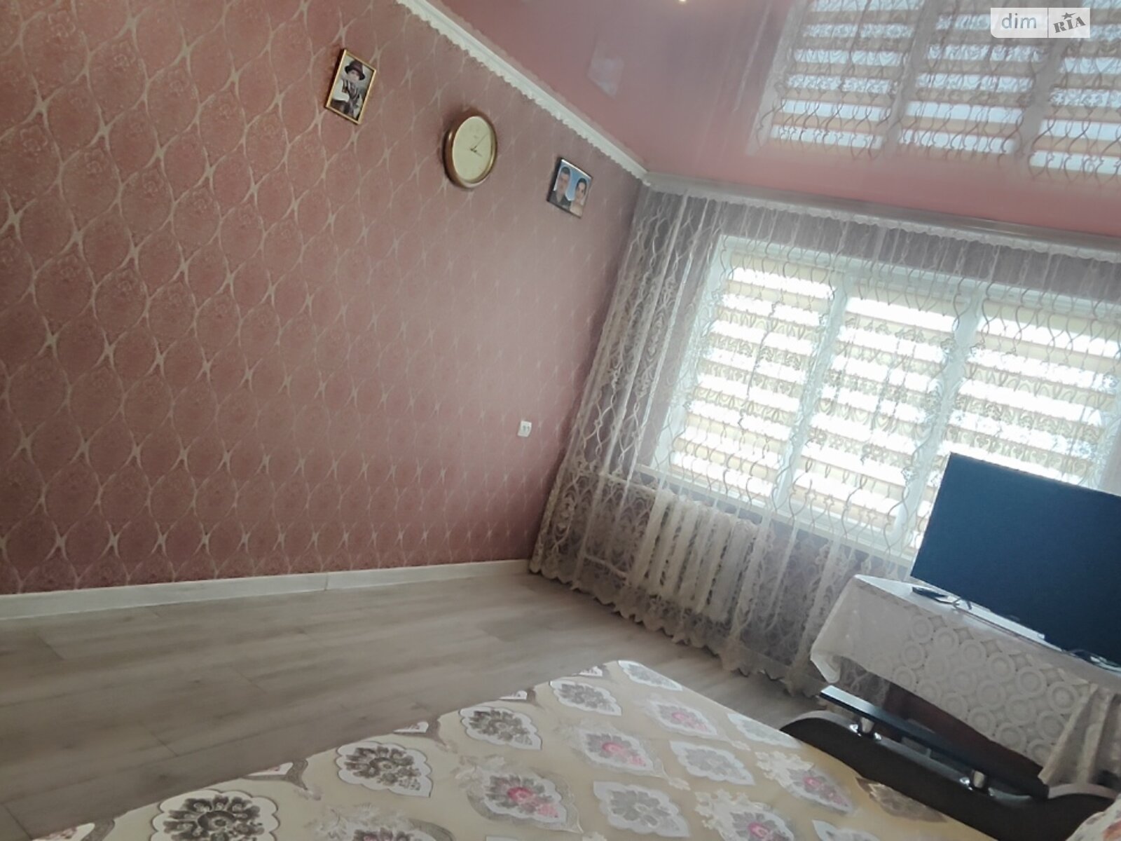 Продаж трикімнатної квартири в Житомирі, на вул. Космонавтів, район Польова фото 1 Продаж трикімнатної квартири в Житомирі, на вул. Космонавтів, район Польова фото 1