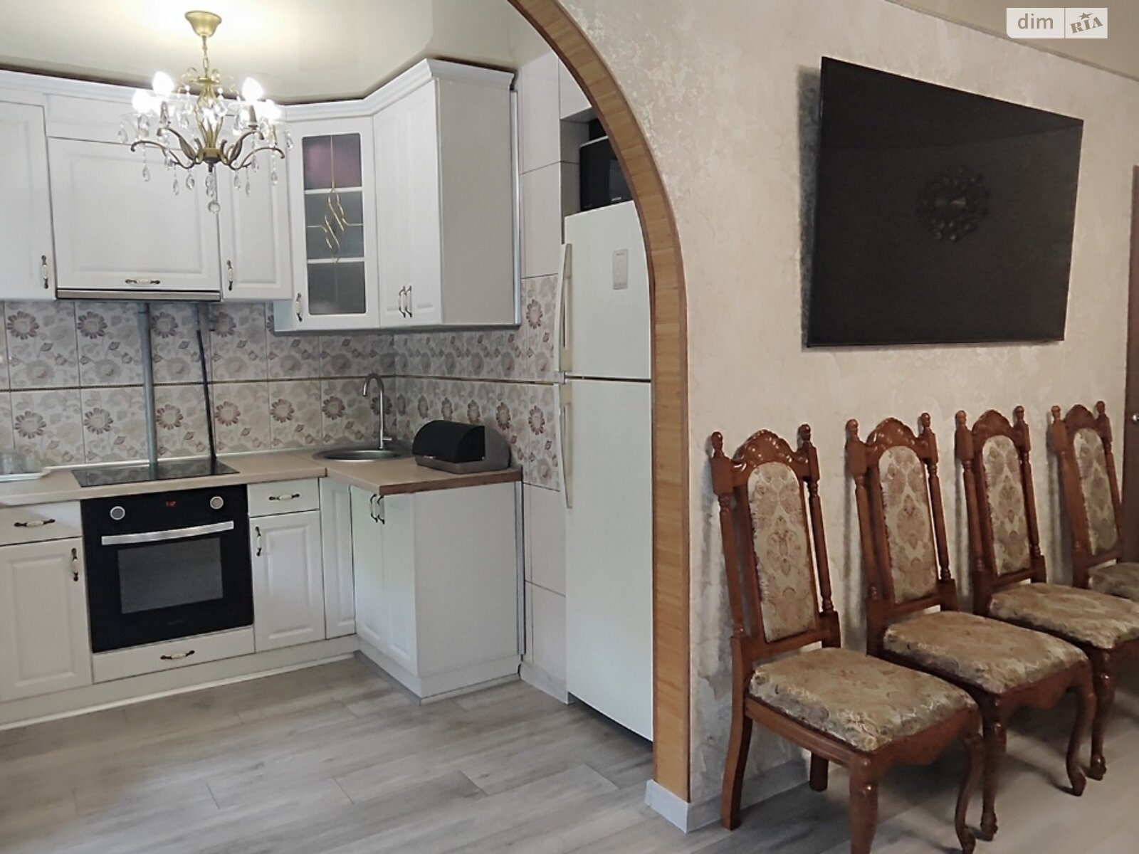 Продаж трикімнатної квартири в Житомирі, на вул. Космонавтів, район Польова фото 1 Продаж трикімнатної квартири в Житомирі, на вул. Космонавтів, район Польова фото 1