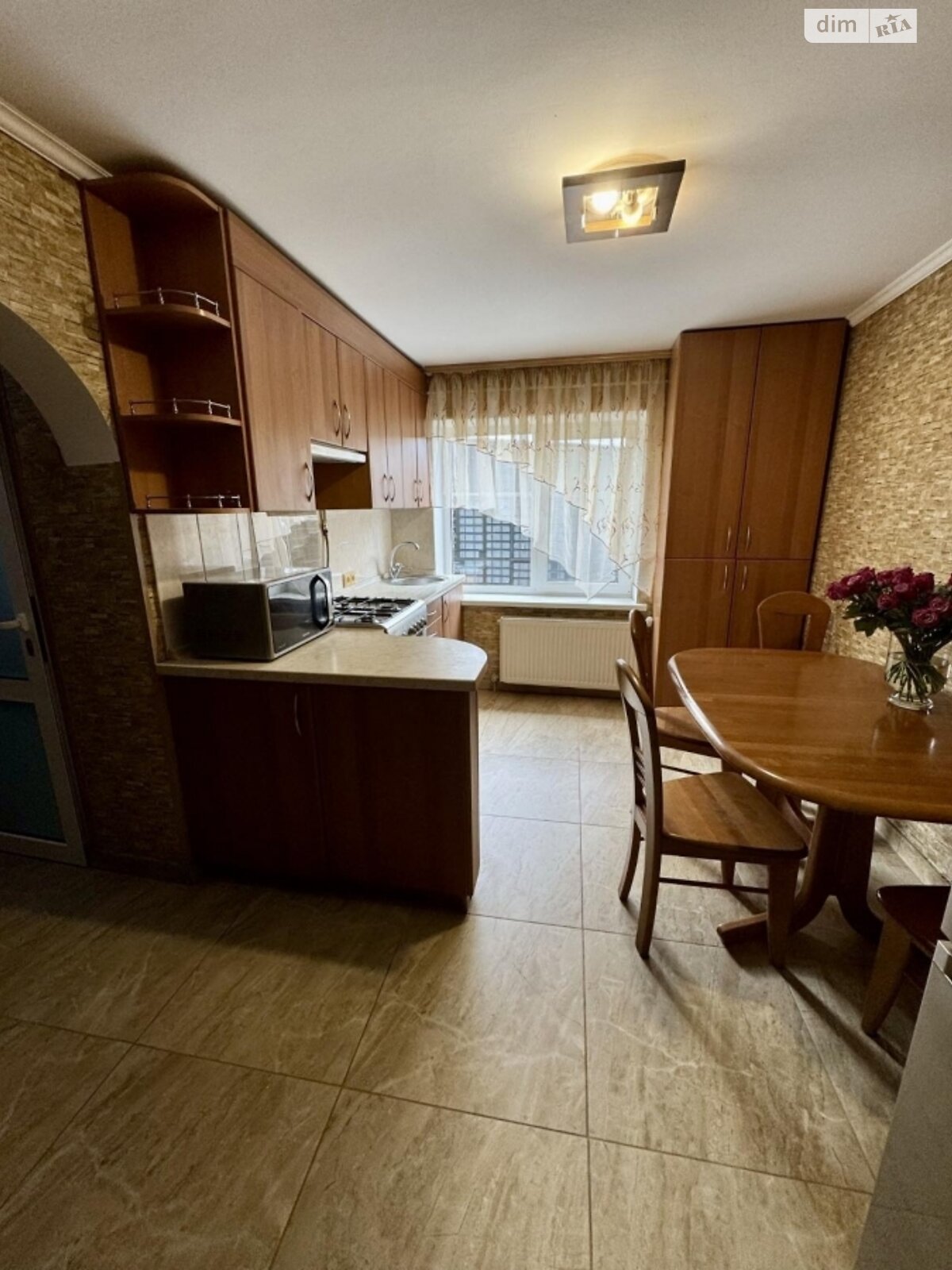 Продаж трикімнатної квартири в Житомирі, на пл. Польова 150, район Польова фото 1 Продаж трикімнатної квартири в Житомирі, на пл. Польова 150, район Польова фото 1