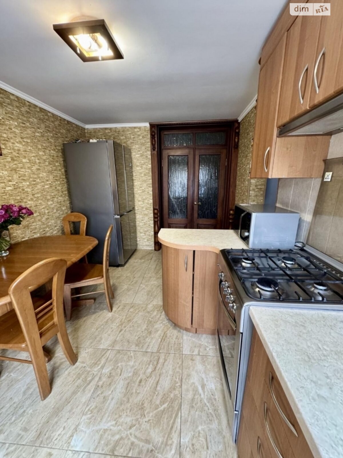Продаж трикімнатної квартири в Житомирі, на пл. Польова 150, район Польова фото 1 Продаж трикімнатної квартири в Житомирі, на пл. Польова 150, район Польова фото 1