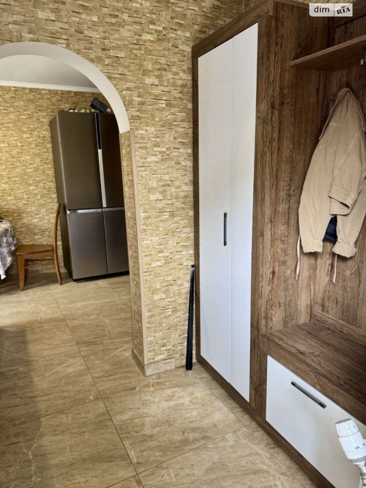Продаж трикімнатної квартири в Житомирі, на пл. Польова 150, район Польова фото 1 Продаж трикімнатної квартири в Житомирі, на пл. Польова 150, район Польова фото 1
