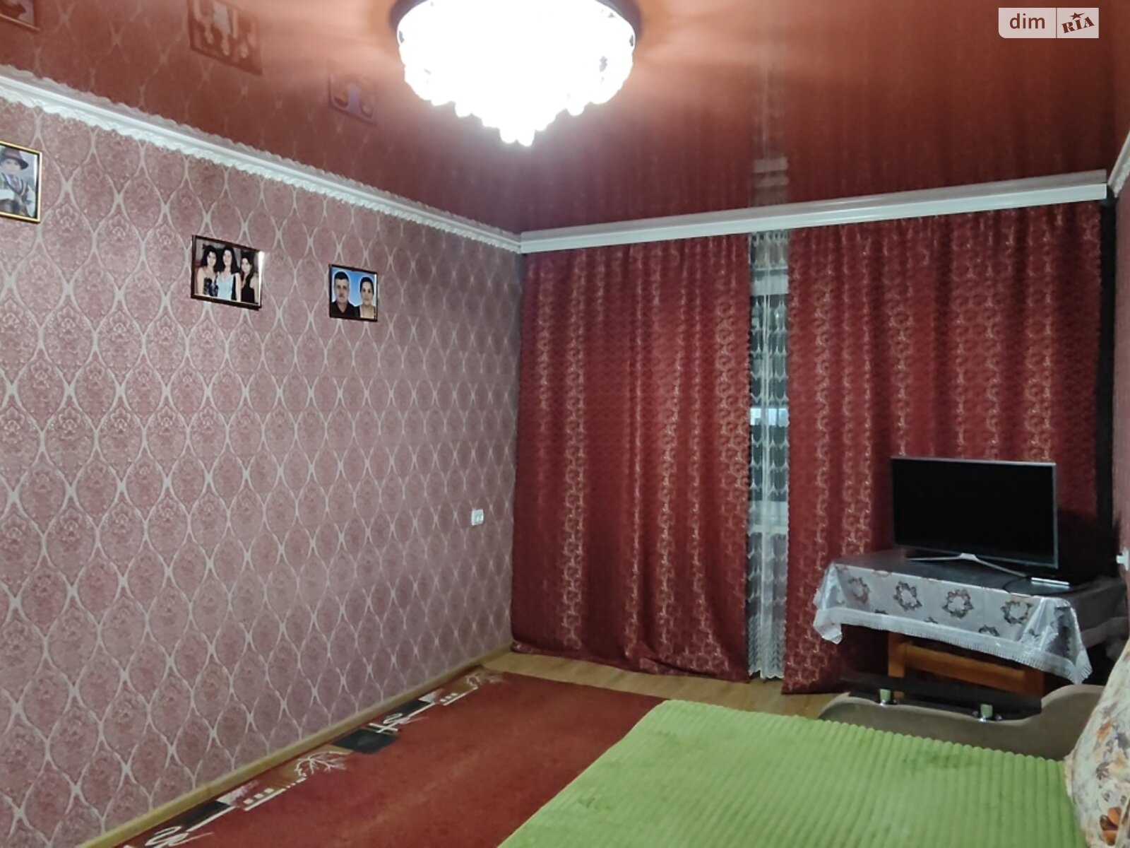 Продажа трехкомнатной квартиры в Житомире, на пер. Школьный, район Полевая фото 1