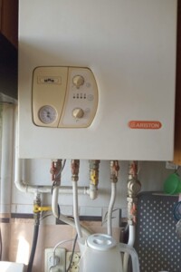 Продаж двокімнатної квартири в Житомирі, на вул. Вітрука, район Польова фото 2