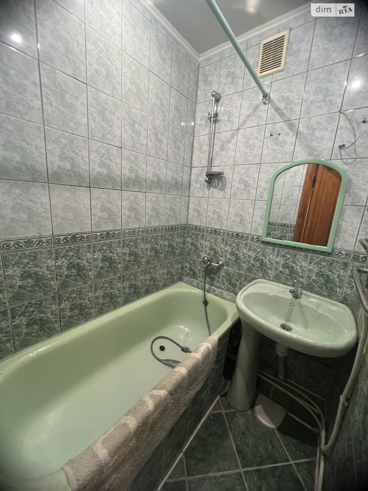 Продаж двокімнатної квартири в Житомирі, на вул. Вітрука, район Польова фото 1 Продаж двокімнатної квартири в Житомирі, на вул. Вітрука, район Польова фото 1