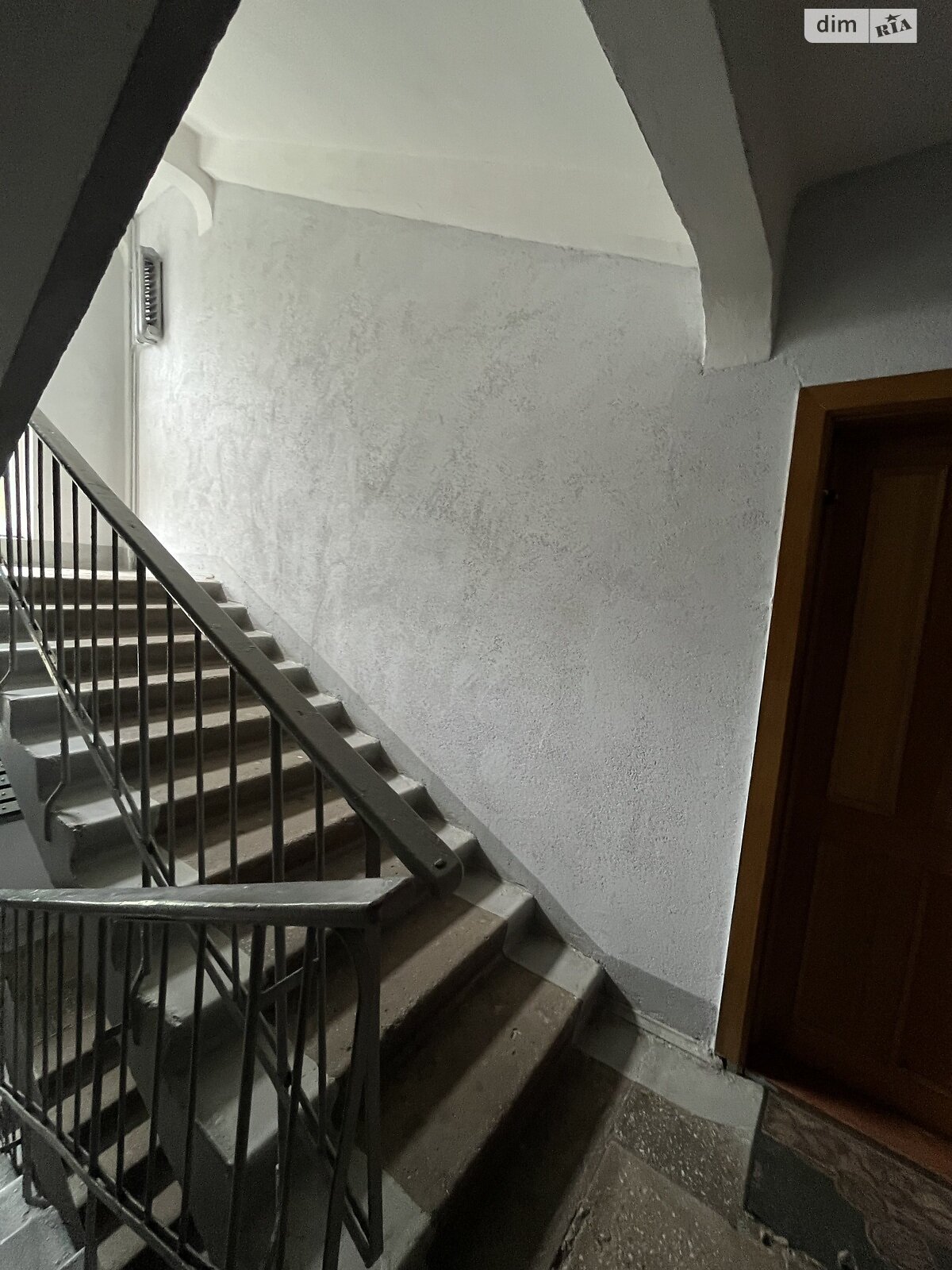 Продажа двухкомнатной квартиры в Житомире, на ул. Витрука 41, кв. 94, район Полевая фото 1 Продажа двухкомнатной квартиры в Житомире, на ул. Витрука 41, кв. 94, район Полевая фото 1