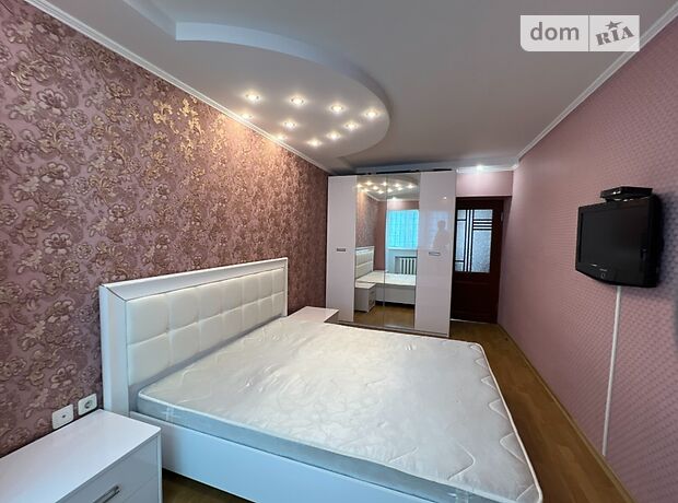 Продажа трехкомнатной квартиры в Житомире, на пр. Тутковского Академика район Промавтоматика фото 1 Продажа трехкомнатной квартиры в Житомире, на пр. Тутковского Академика район Промавтоматика фото 1