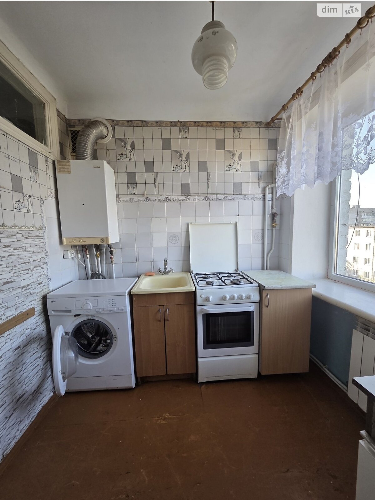 Продажа трехкомнатной квартиры в Житомире, на майд. Короленко, район Рудня фото 1