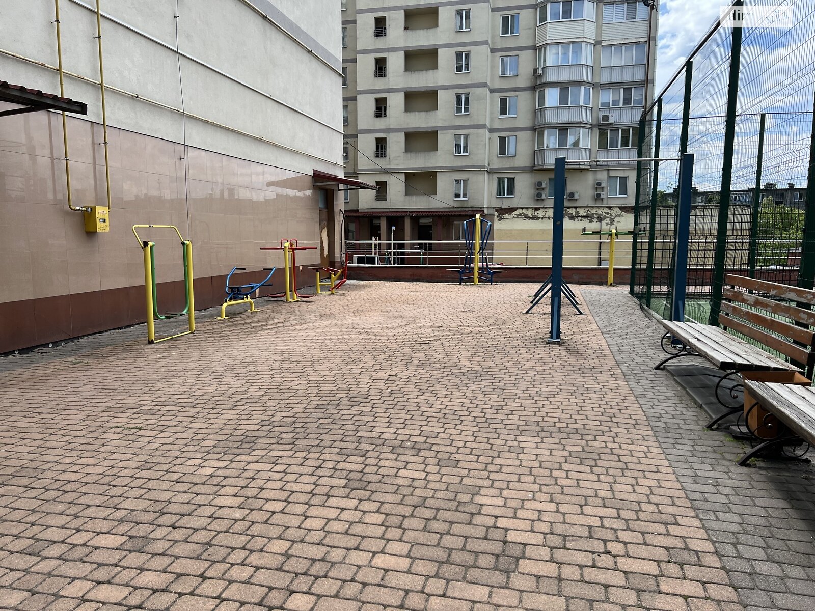Продажа трехкомнатной квартиры в Житомире, на ул. Победы 53, район Рудня фото 1 Продажа трехкомнатной квартиры в Житомире, на ул. Победы 53, район Рудня фото 1
