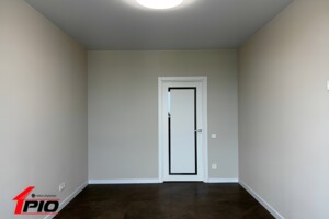Продажа однокомнатной квартиры в Житомире, на ул. Домбровского, кв. 109, район Сенный рынок фото 2