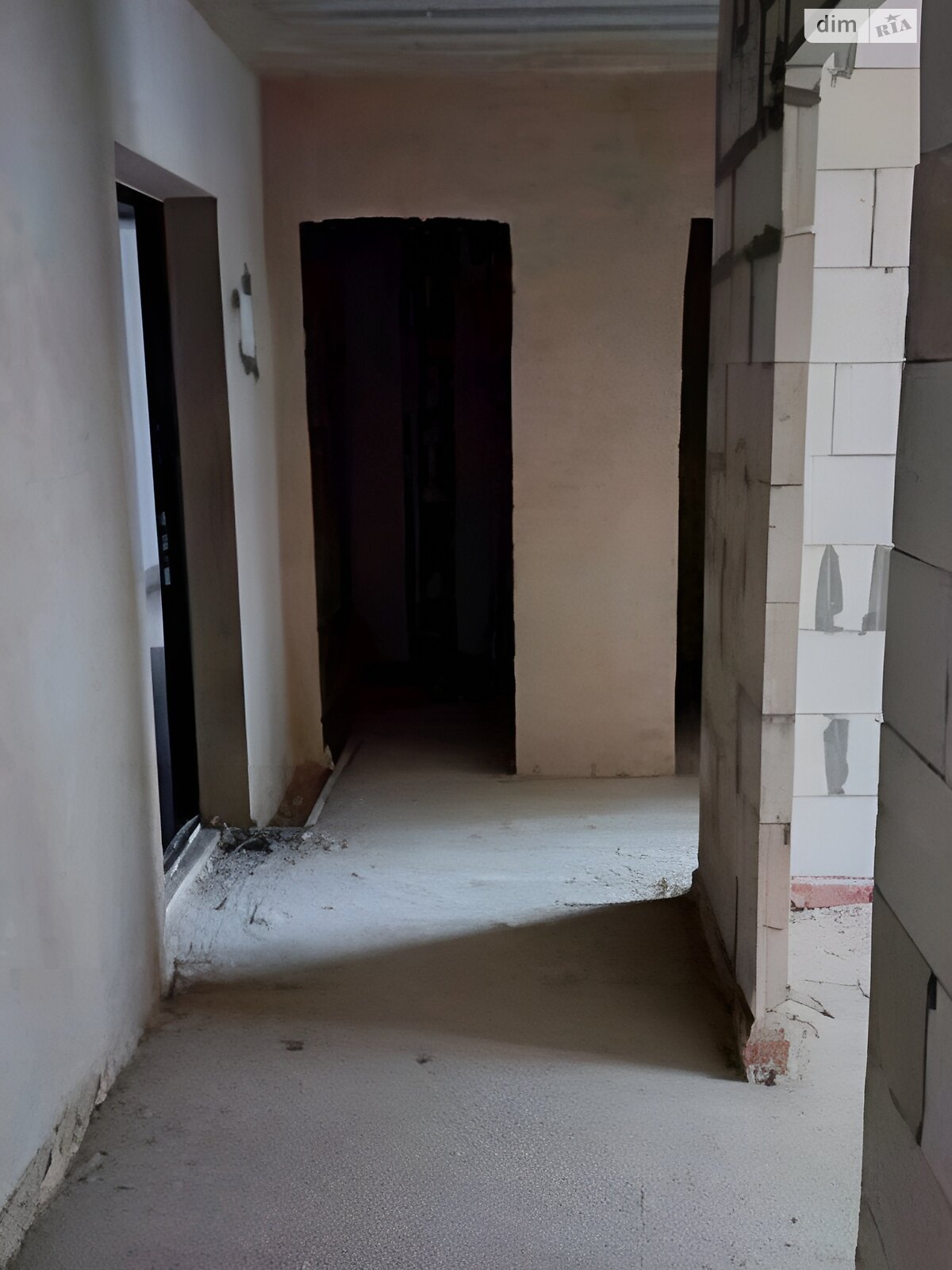 Продажа двухкомнатной квартиры в Житомире, на ул. Домбровского, район Сенный рынок фото 1 Продажа двухкомнатной квартиры в Житомире, на ул. Домбровского, район Сенный рынок фото 1