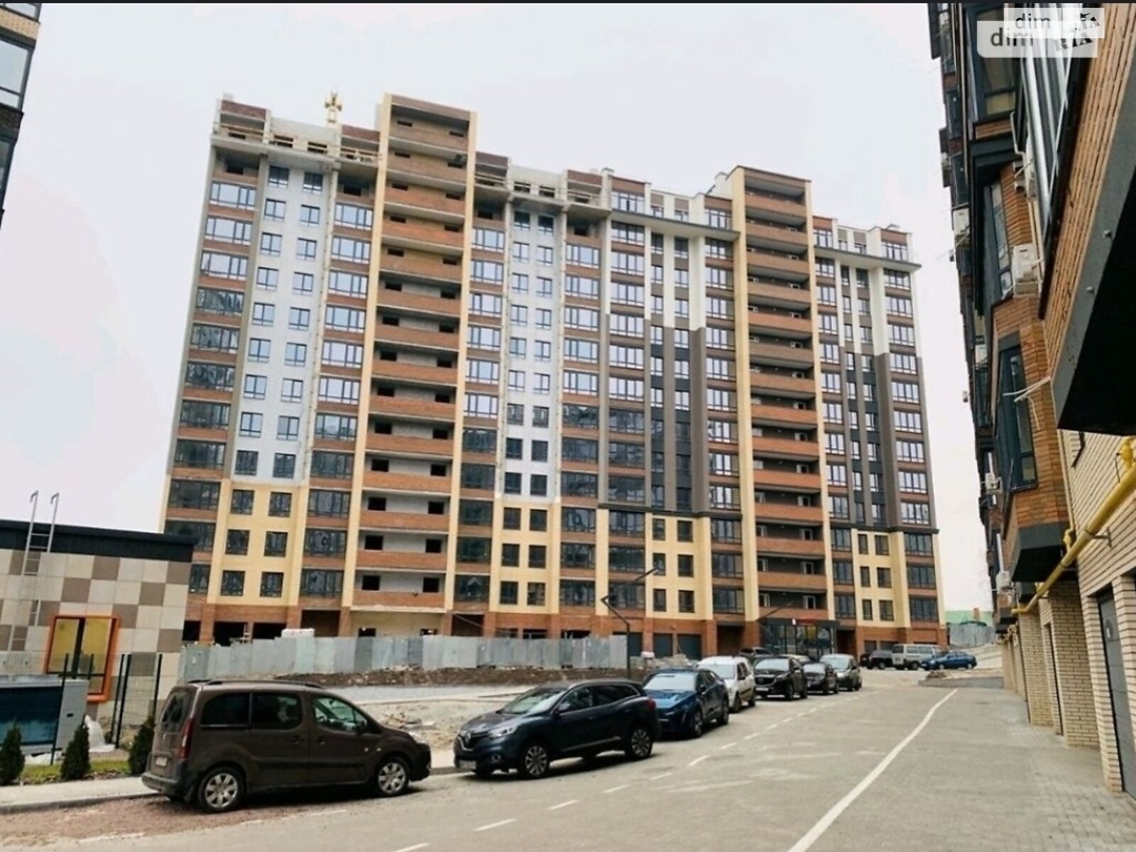 Продаж однокімнатної квартири в Житомирі, на вул. Домбровського 3Б корпус 4, район Сінний ринок фото 1 Продаж однокімнатної квартири в Житомирі, на вул. Домбровського 3Б корпус 4, район Сінний ринок фото 1