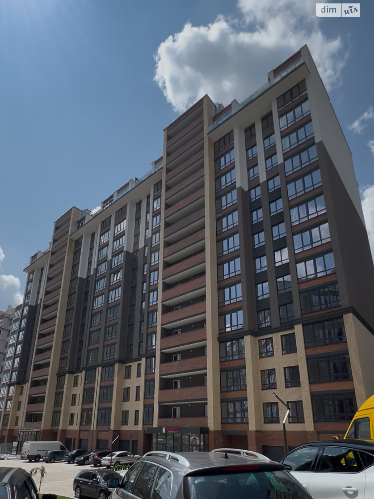 Продажа двухкомнатной квартиры в Житомире, на ул. Домбровского, кв. 64, район Сенный рынок фото 1 Продажа двухкомнатной квартиры в Житомире, на ул. Домбровского, кв. 64, район Сенный рынок фото 1