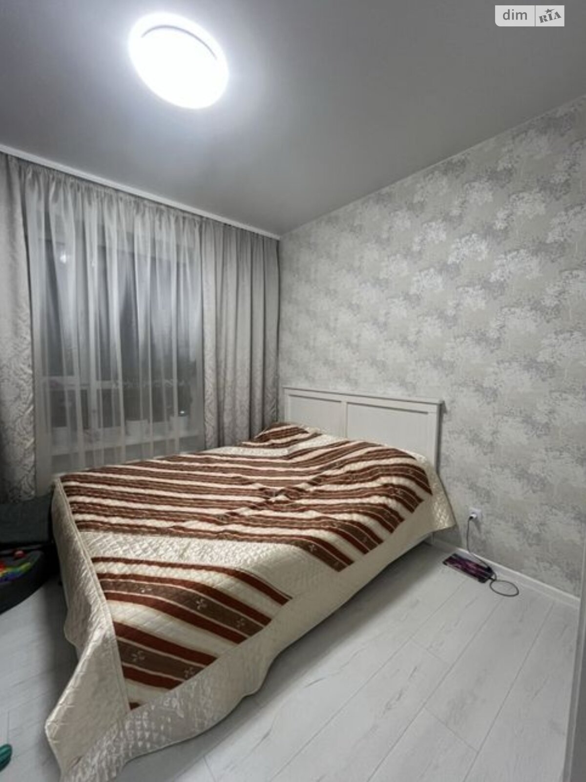 Продаж трикімнатної квартири в Житомирі, на вул. Домбровського 75, район Сінний ринок фото 1 Продаж трикімнатної квартири в Житомирі, на вул. Домбровського 75, район Сінний ринок фото 1