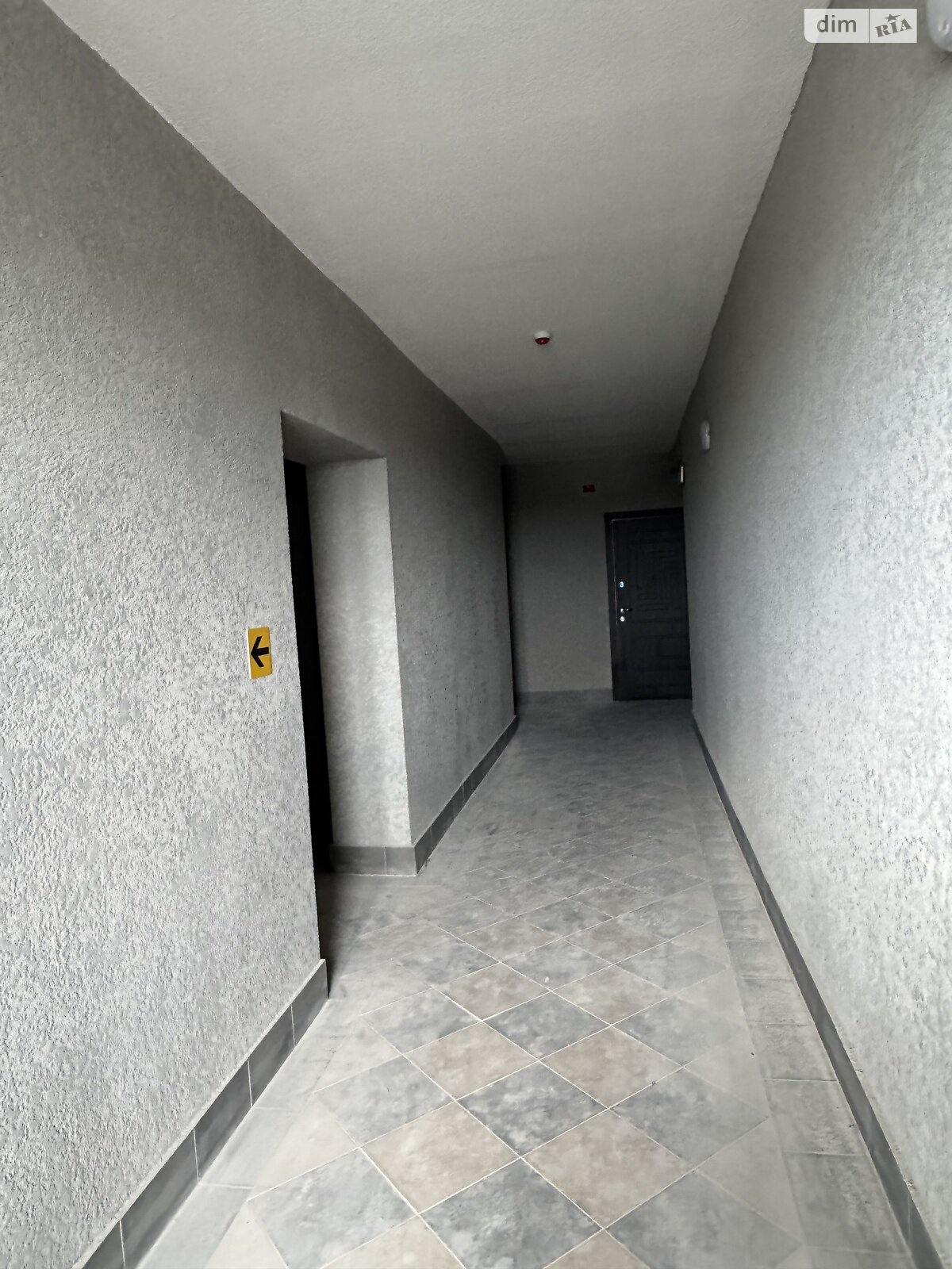 Продаж двокімнатної квартири в Житомирі, на вул. Домбровського 3, кв. 99, район Сінний ринок фото 1 Продаж двокімнатної квартири в Житомирі, на вул. Домбровського 3, кв. 99, район Сінний ринок фото 1