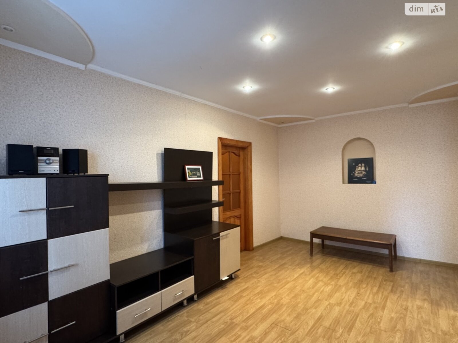 Продажа двухкомнатной квартиры в Житомире, на ул. Покровская 59/30, район Сенный рынок фото 1 Продажа двухкомнатной квартиры в Житомире, на ул. Покровская 59/30, район Сенный рынок фото 1