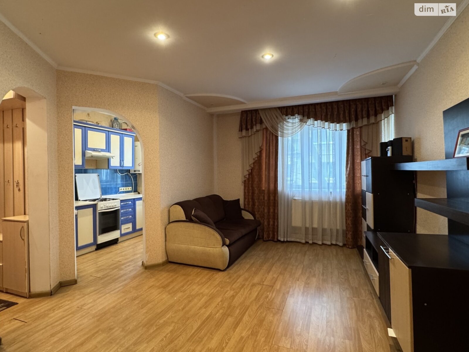 Продажа двухкомнатной квартиры в Житомире, на ул. Покровская 59/30, район Сенный рынок фото 1 Продажа двухкомнатной квартиры в Житомире, на ул. Покровская 59/30, район Сенный рынок фото 1