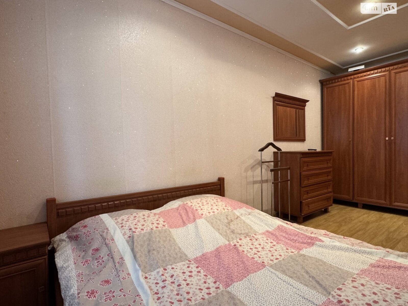 Продажа двухкомнатной квартиры в Житомире, на ул. Покровская 59/30, район Сенный рынок фото 1 Продажа двухкомнатной квартиры в Житомире, на ул. Покровская 59/30, район Сенный рынок фото 1