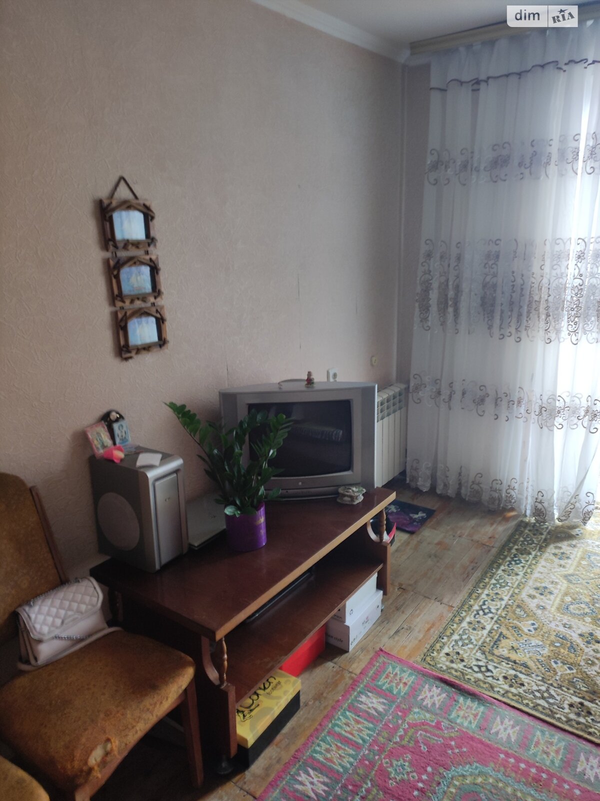 Продаж трикімнатної квартири в Житомирі, на вул. Князів Острозьких, район Сінний ринок фото 1