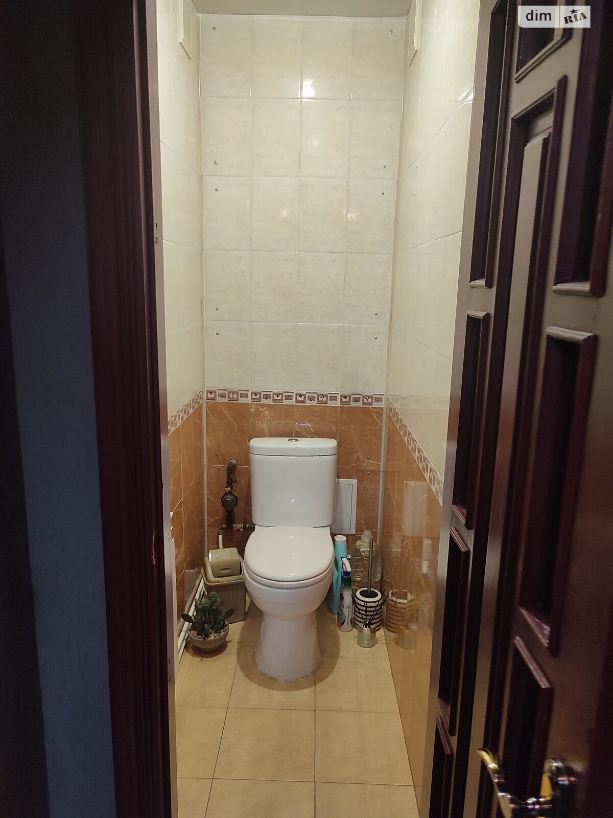 Продажа трехкомнатной квартиры в Житомире, на ул. Небесной сотни, район Сенный рынок фото 1 Продажа трехкомнатной квартиры в Житомире, на ул. Небесной сотни, район Сенный рынок фото 1