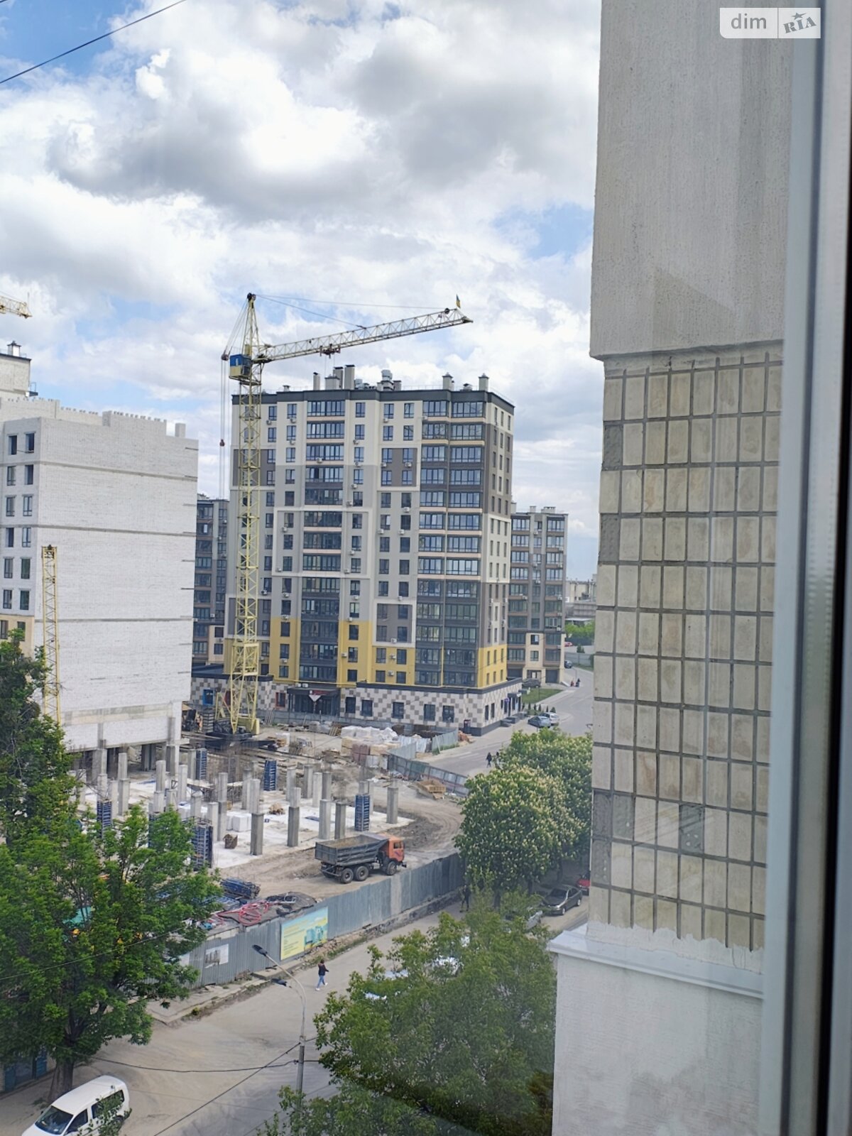 Продаж трикімнатної квартири в Житомирі, на вул. Перемоги 54, кв. 252, район Сінний ринок фото 1 Продаж трикімнатної квартири в Житомирі, на вул. Перемоги 54, кв. 252, район Сінний ринок фото 1