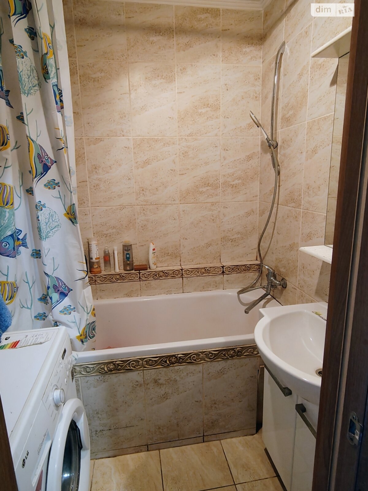 Продаж трикімнатної квартири в Житомирі, на вул. Перемоги 54, кв. 252, район Сінний ринок фото 1 Продаж трикімнатної квартири в Житомирі, на вул. Перемоги 54, кв. 252, район Сінний ринок фото 1