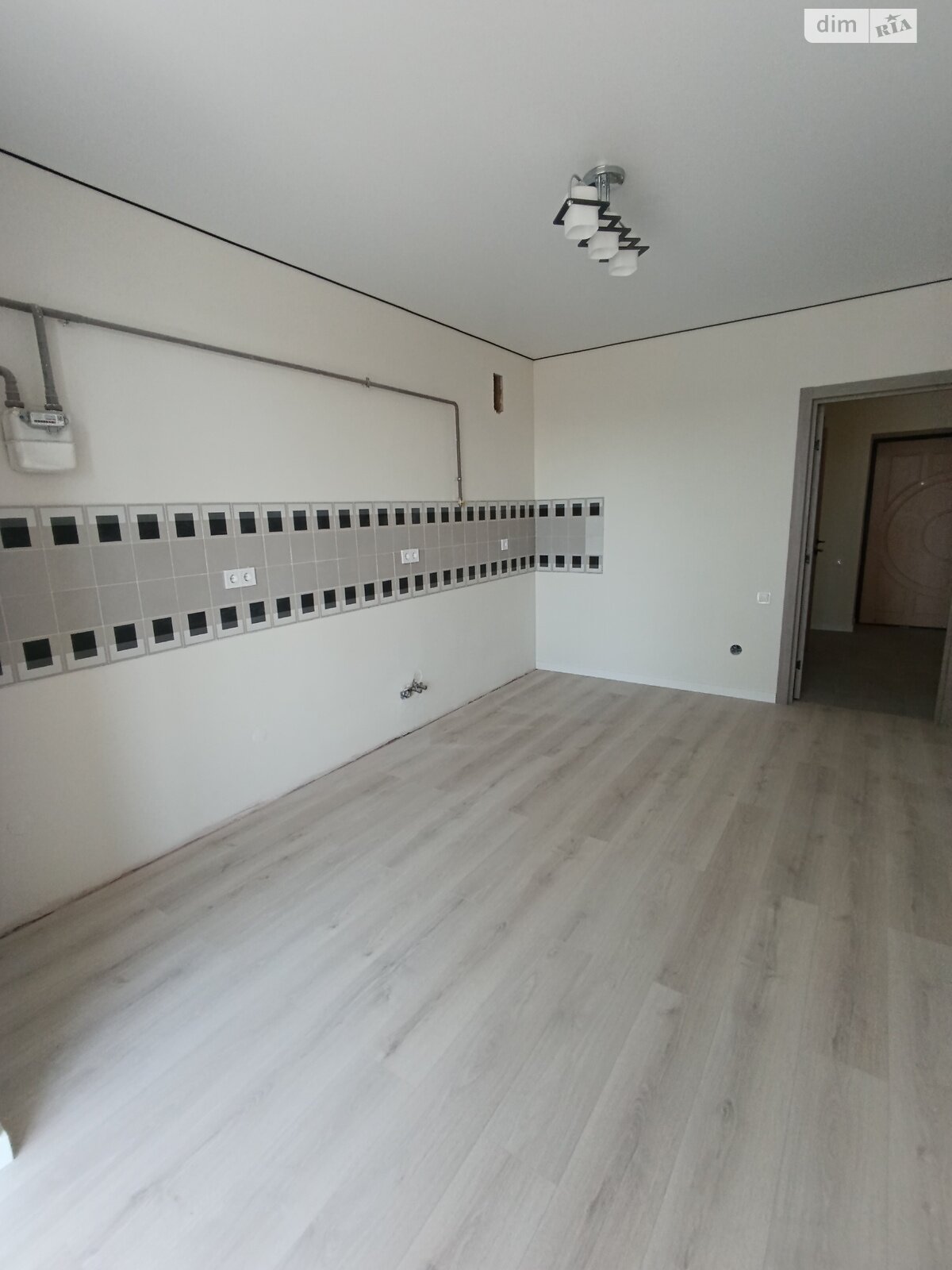 Продажа однокомнатной квартиры в Житомире, на просп. Мира 36, район Соколова Гора фото 1 Продажа однокомнатной квартиры в Житомире, на просп. Мира 36, район Соколова Гора фото 1