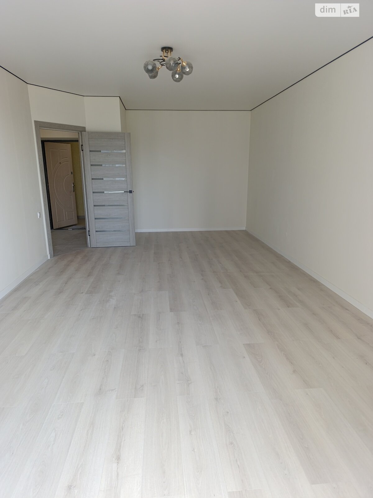 Продажа однокомнатной квартиры в Житомире, на просп. Мира 36, район Соколова Гора фото 1 Продажа однокомнатной квартиры в Житомире, на просп. Мира 36, район Соколова Гора фото 1