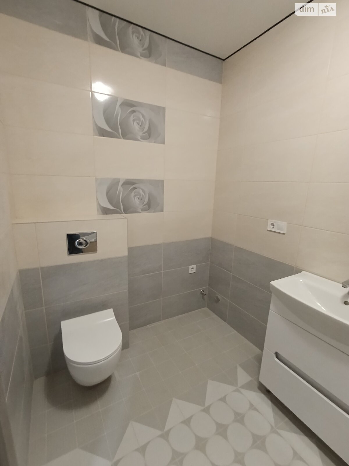 Продажа однокомнатной квартиры в Житомире, на просп. Мира 36, район Соколова Гора фото 1 Продажа однокомнатной квартиры в Житомире, на просп. Мира 36, район Соколова Гора фото 1