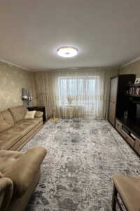 Продажа трехкомнатной квартиры в Житомире, на ул. Большая Бердичевская 83, район Старый Город фото 2