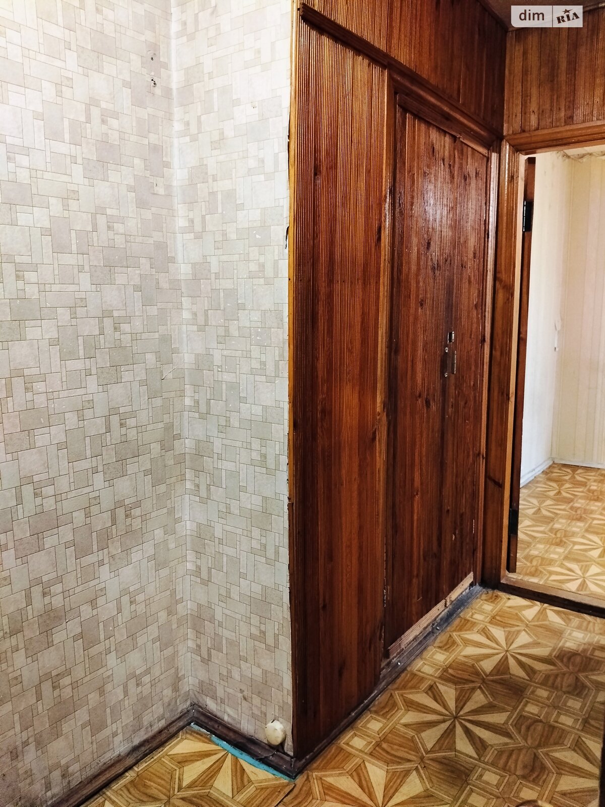 Продажа двухкомнатной квартиры в Житомире, на пл. Путятинская, район Старый Город фото 1 Продажа двухкомнатной квартиры в Житомире, на пл. Путятинская, район Старый Город фото 1