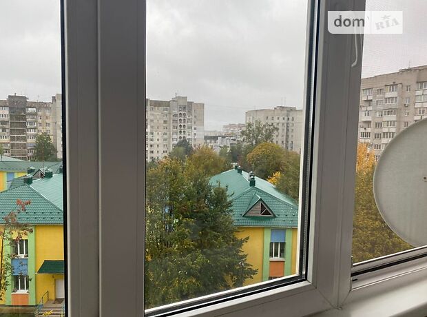 Продажа трехкомнатной квартиры в Житомире, на ул. Домбровского, район Центр фото 1 Продажа трехкомнатной квартиры в Житомире, на ул. Домбровского, район Центр фото 1