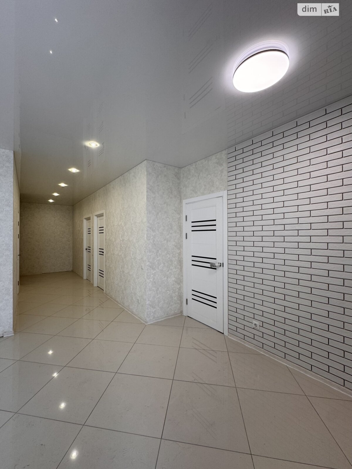 Продажа трехкомнатной квартиры в Житомире, на ул. Хлебная 22Б, район Центр фото 1 Продажа трехкомнатной квартиры в Житомире, на ул. Хлебная 22Б, район Центр фото 1