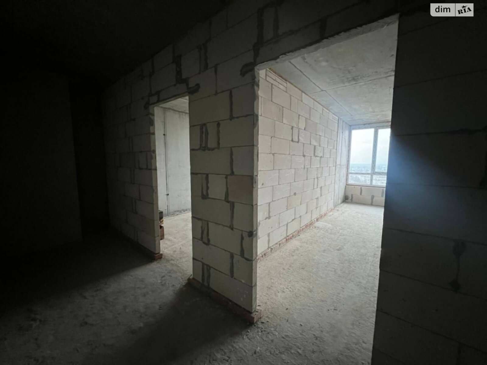 Продажа двухкомнатной квартиры в Житомире, на пл. Художественные Ворота 1, район Центр фото 1 Продажа двухкомнатной квартиры в Житомире, на пл. Художественные Ворота 1, район Центр фото 1