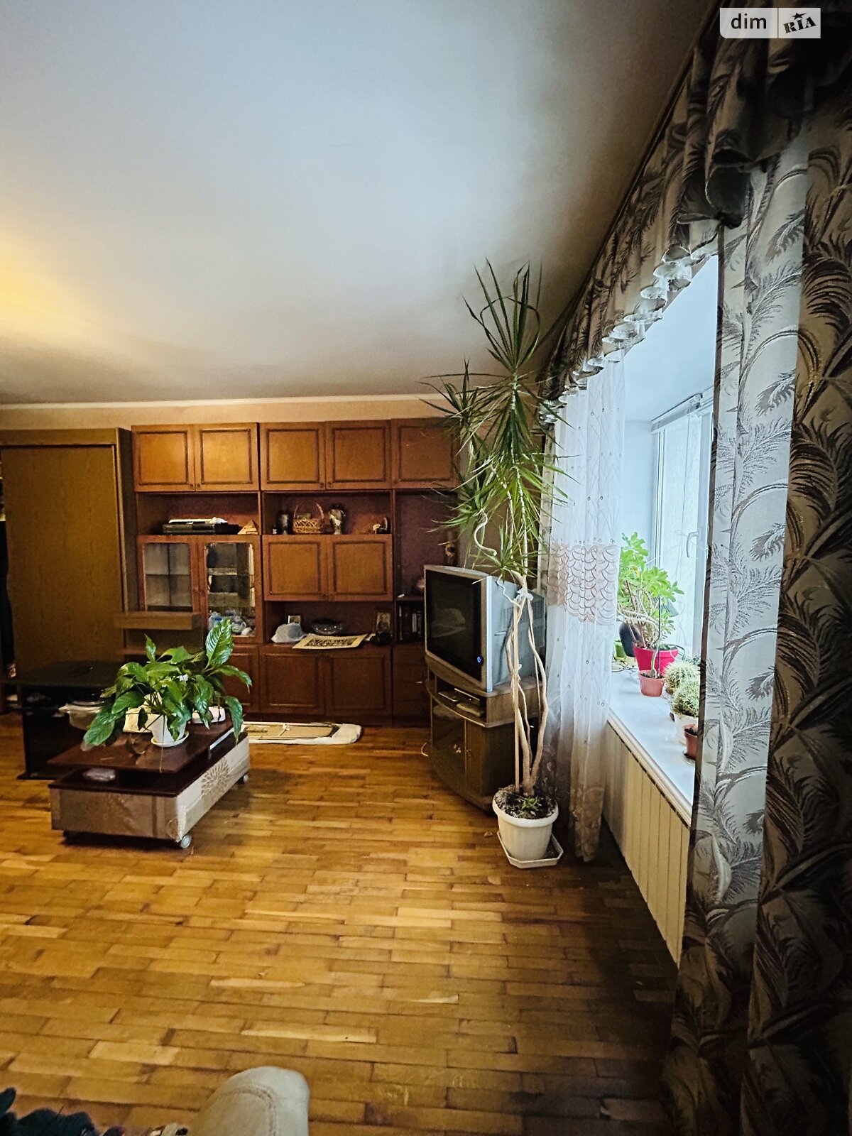 Продаж трикімнатної квартири в Житомирі, на вул. Київська, район Центр фото 1